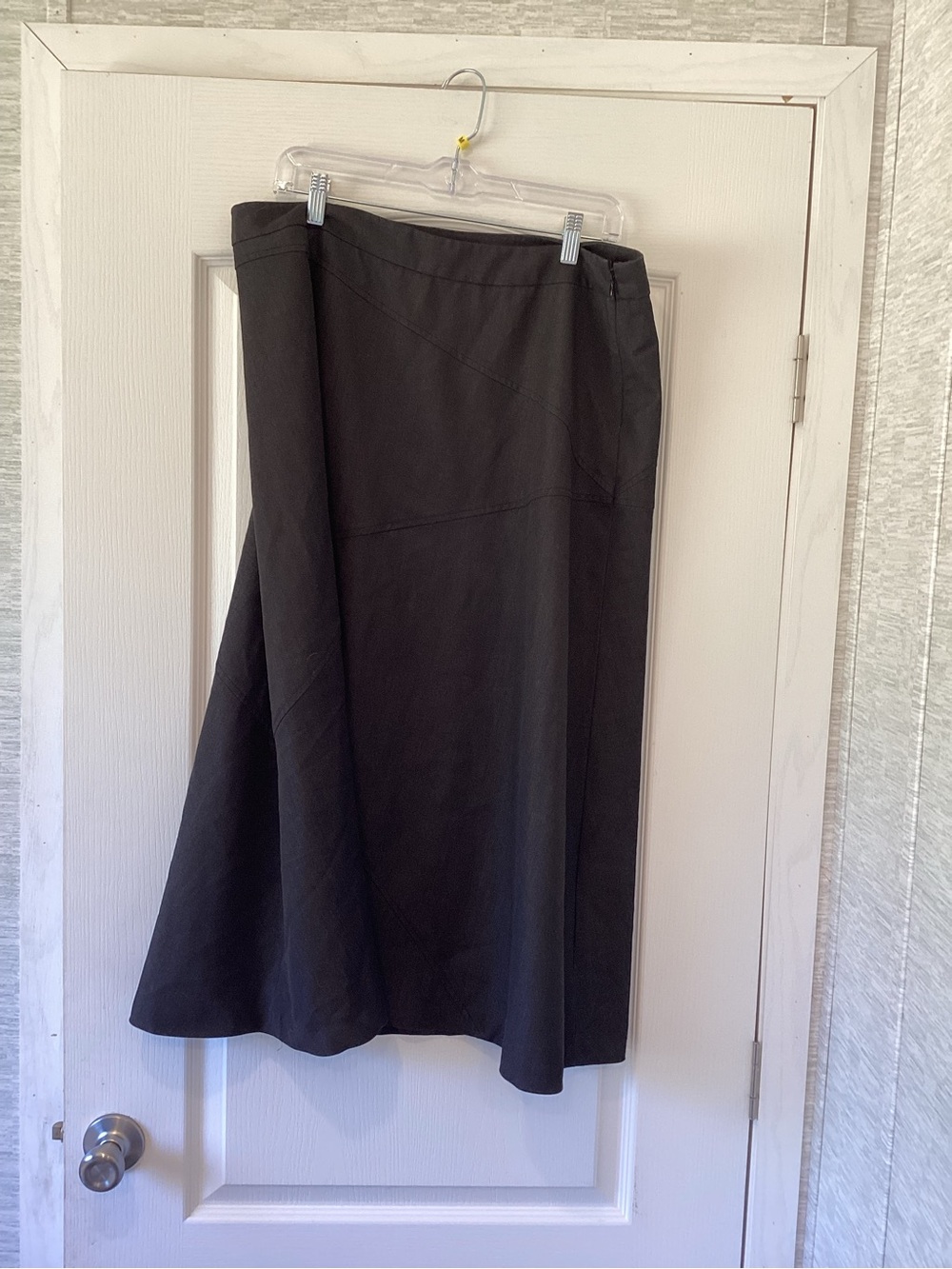 Classic Charcoal A-Line Women's Skirt 16 EUC